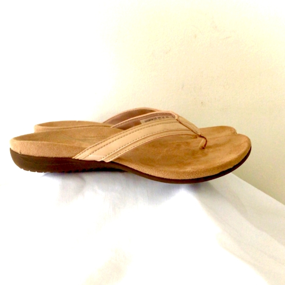 Tan Leather Sandals with Contoured Footbed Arch Support Yoga Style New